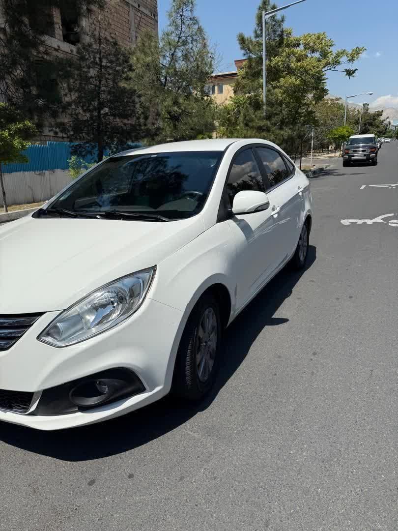 جک J4 اتوماتیک ساده - 1402