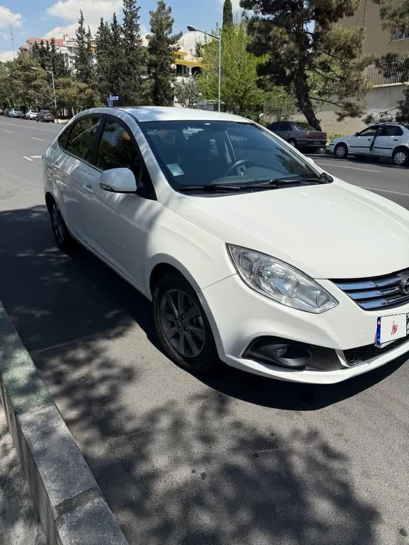 جک J4 اتوماتیک ساده - 1402