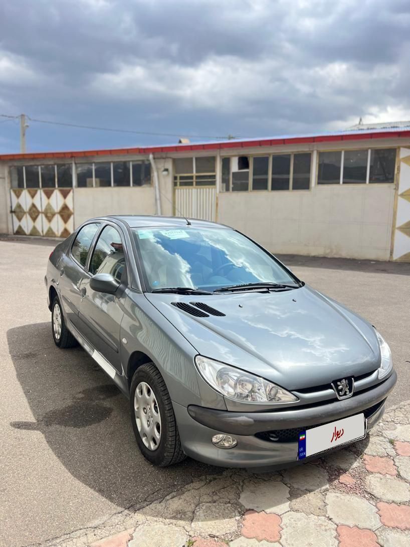 پژو ۲۰۶ صندوق دار v8 - 1397