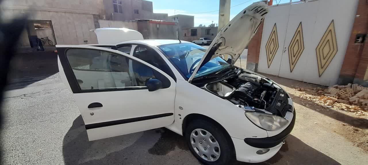 پژو ۲۰۶ صندوق دار v1 - 1388