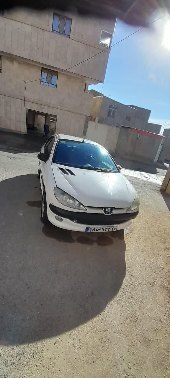 پژو ۲۰۶ صندوق دار v1 - 1388
