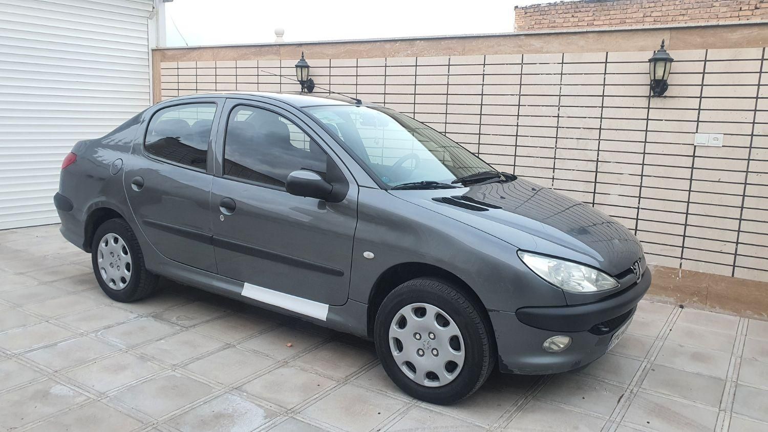 پژو ۲۰۶ صندوق دار v8 - 1399