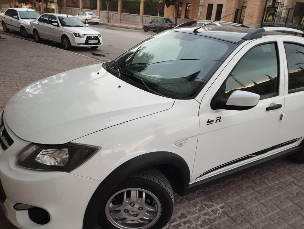 خودرو کوییک، R آگهی ann_19666579