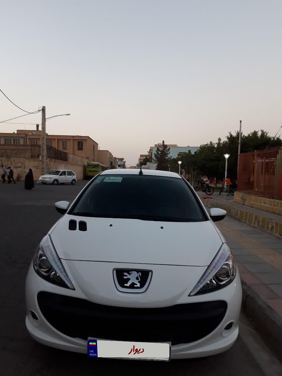 پژو 207 دنده‌ای فرمان هیدرولیک - 1402