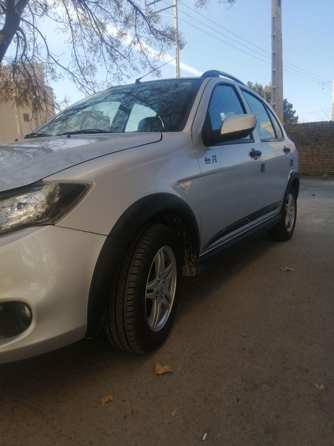 کوییک R دنده‌ای - 1401