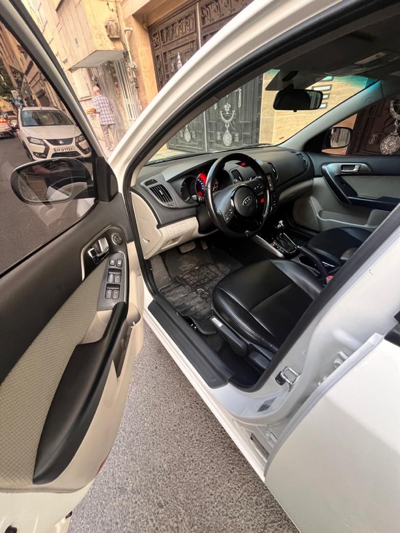 کیا سراتو 2.0 لیتر اتوماتیک GT لاین - 2019
