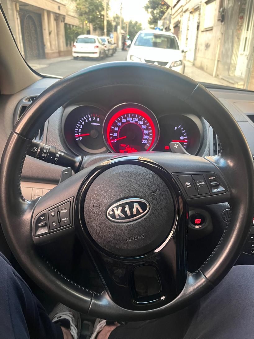 کیا سراتو 2.0 لیتر اتوماتیک GT لاین - 2019
