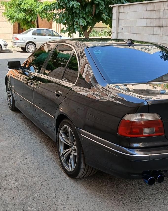 ب ام و سری 5 520i - 2005