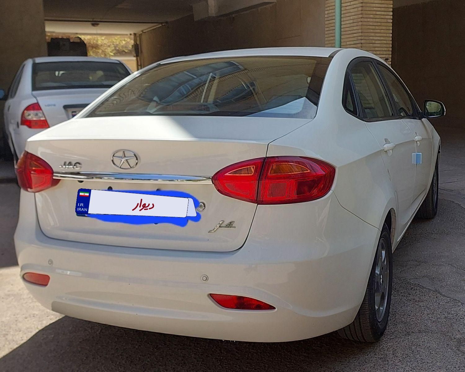 جک J4 اتوماتیک ساده - 1401
