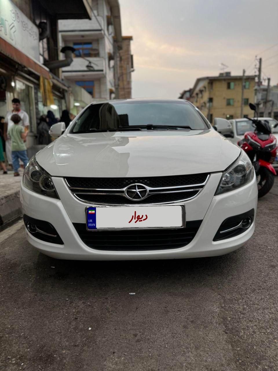 خودرو جک، J5 آگهی ann_19672151