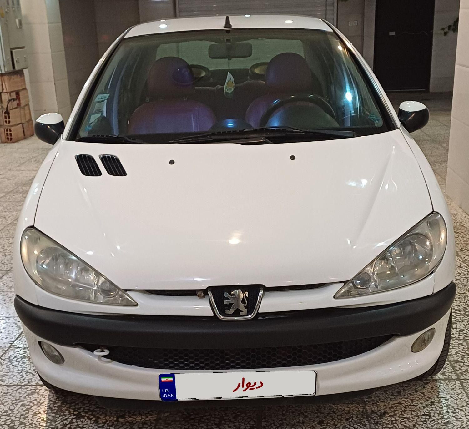 پژو ۲۰۶ صندوق دار v8 - 1386