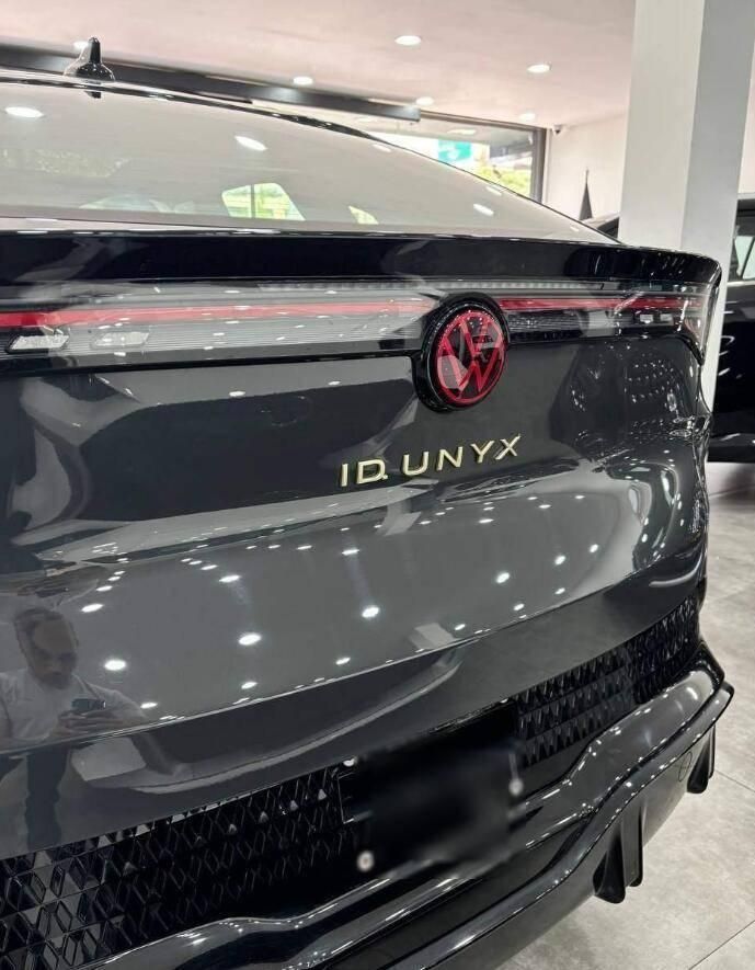 فولکس گلف GTI - 2025