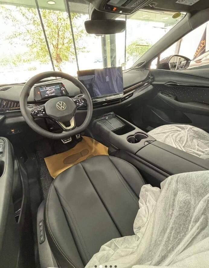 فولکس گلف GTI - 2025