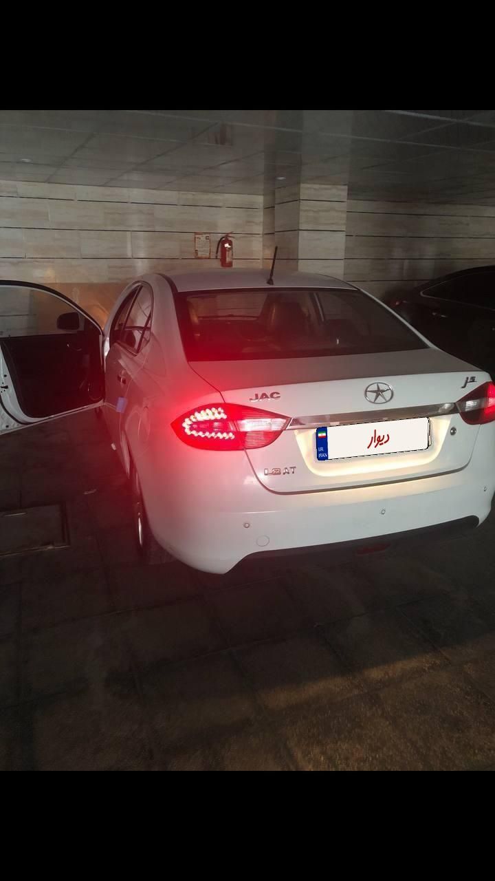 خودرو جک، J5 آگهی ann_19673346