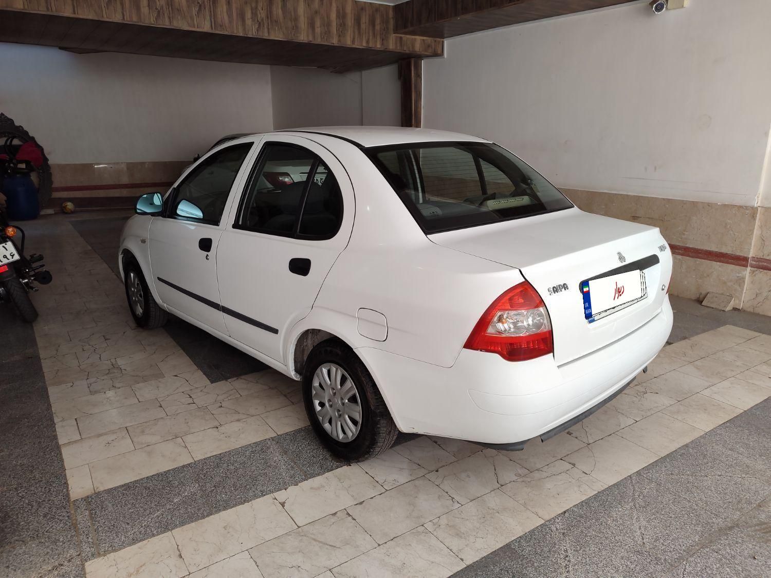 تیبا صندوق دار EX - 1395