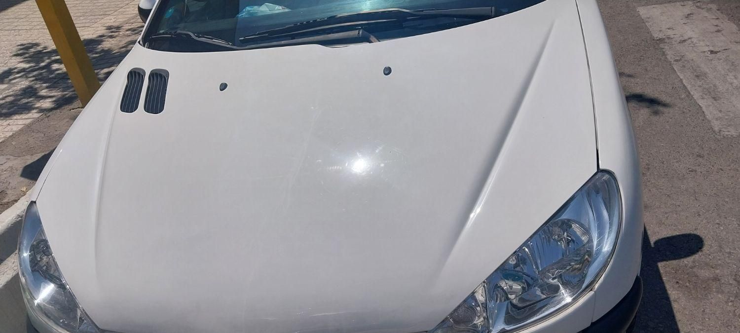 پژو ۲۰۶ صندوق دار v8 - 1397