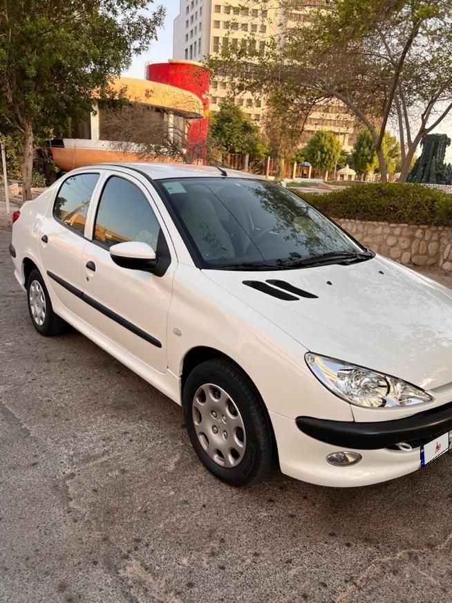 پژو ۲۰۶ صندوق دار v8 - 1395