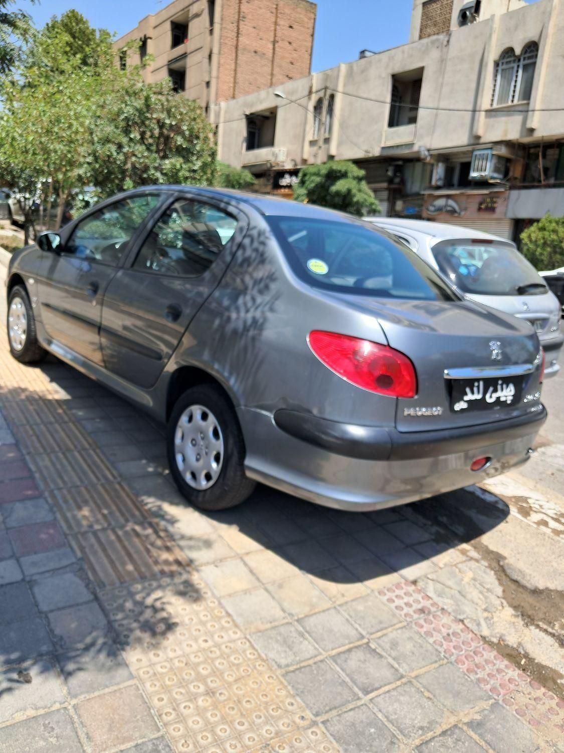 پژو ۲۰۶ صندوق دار v8 - 1398