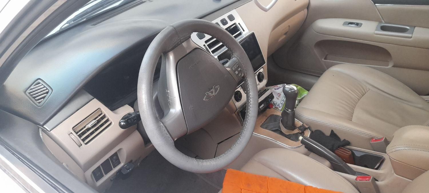 ام وی ام 530 دنده ای - 1391
