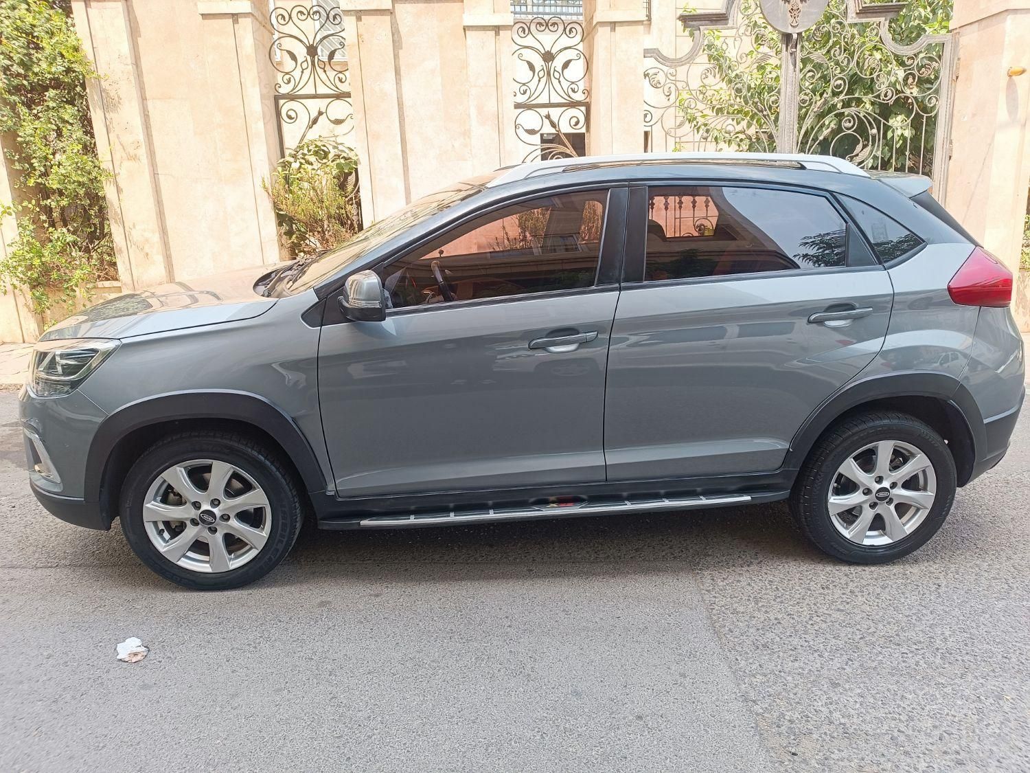 ام وی ام X22 اتوماتیک اسپرت اکسلنت - 1400