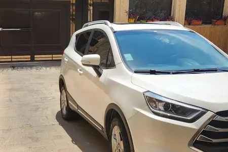 جک S3 اتوماتیک - 1402