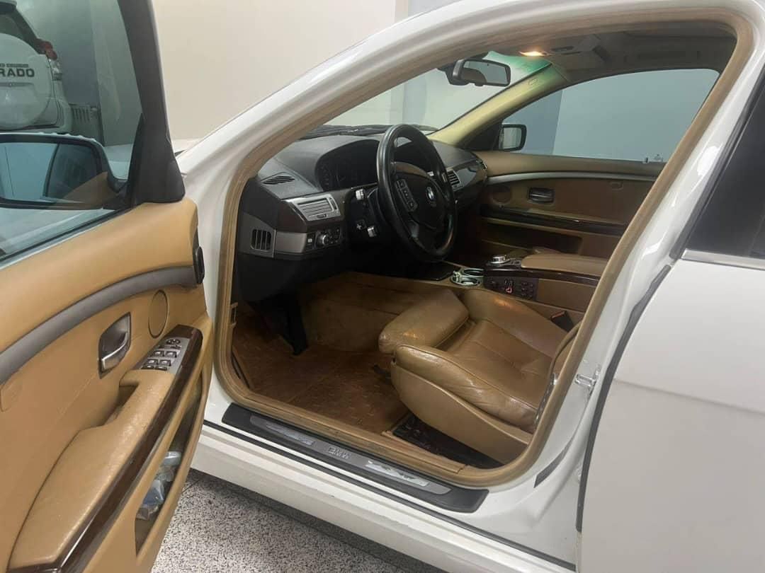 ب ام و سری 7 740li - 2008