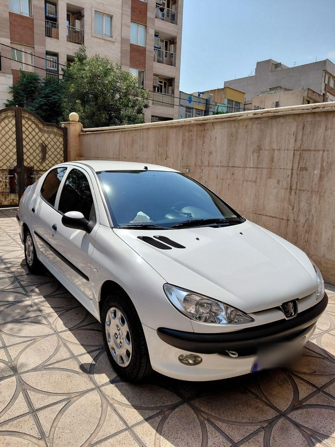 پژو ۲۰۶ صندوق دار v8 - 1397