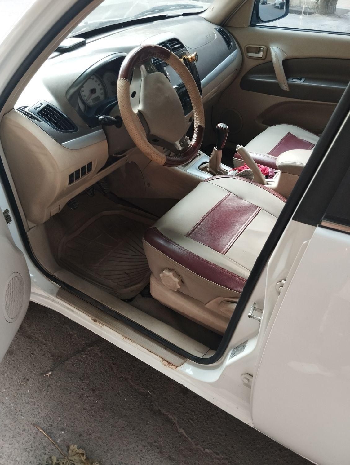 ام وی ام X33 دنده‌ای ساده - 1391