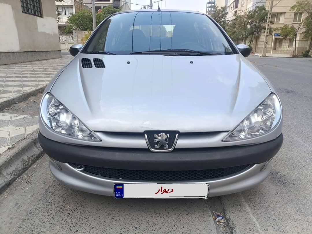 پژو ۲۰۶ صندوق دار v8 - 1393