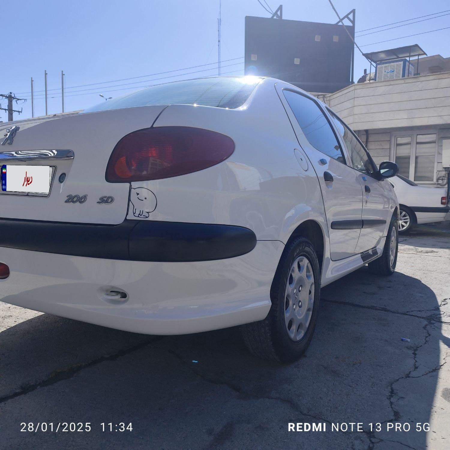 پژو ۲۰۶ صندوق دار v8 - 1399