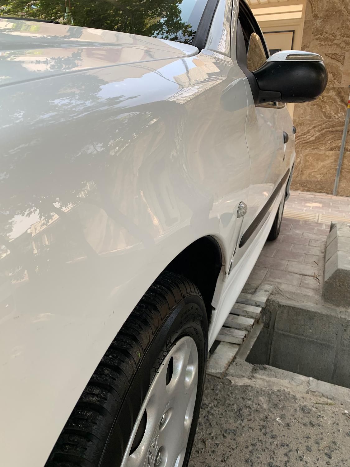 پژو ۲۰۶ صندوق دار v8 - 1395