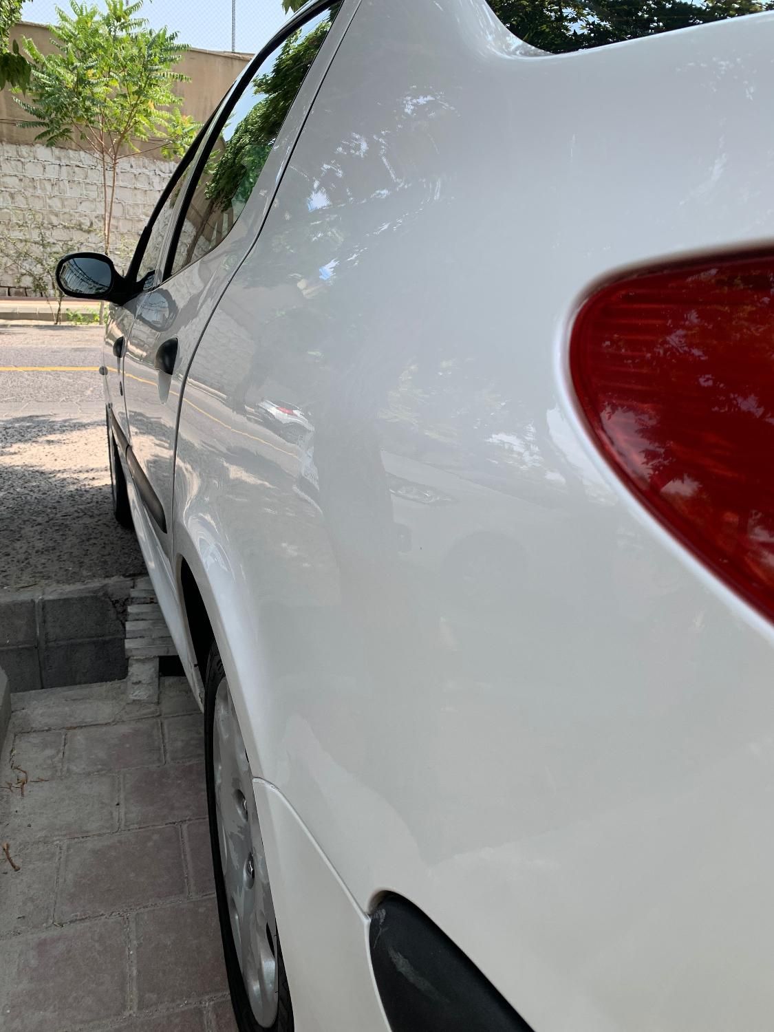 پژو ۲۰۶ صندوق دار v8 - 1395