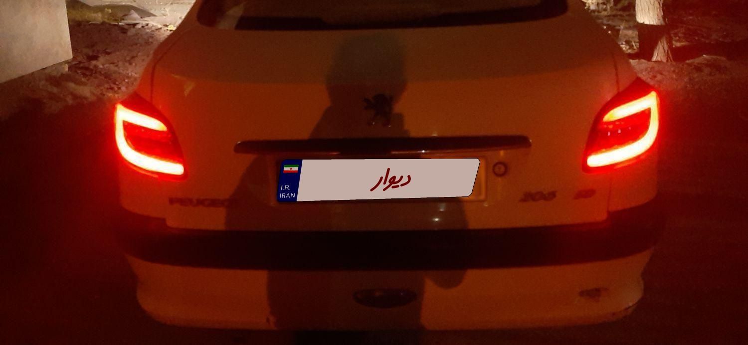 پژو ۲۰۶ صندوق دار v8 - 1389
