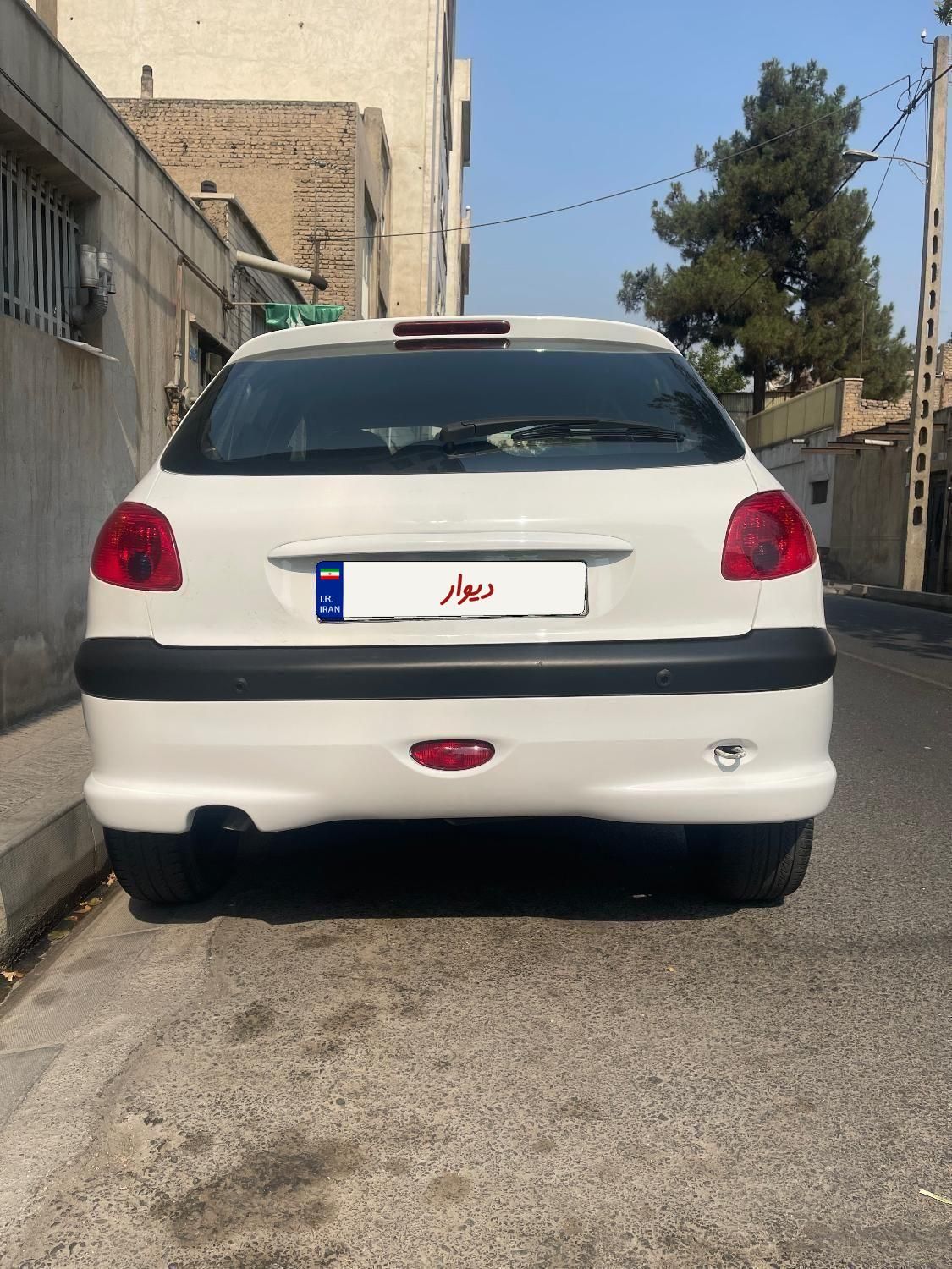 پژو 206 تیپ 3 - 1395