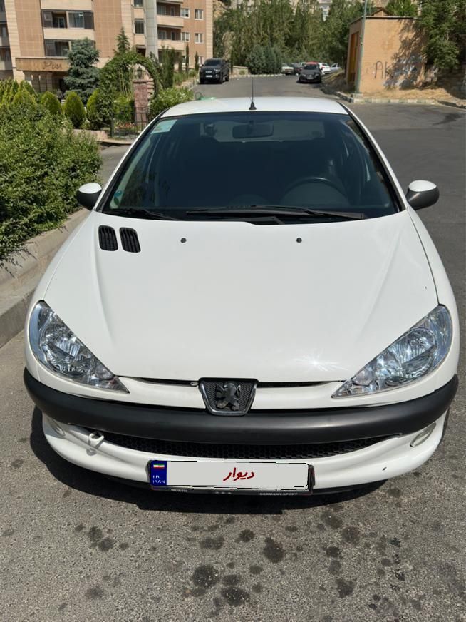 پژو ۲۰۶ صندوق دار v8 - 1399