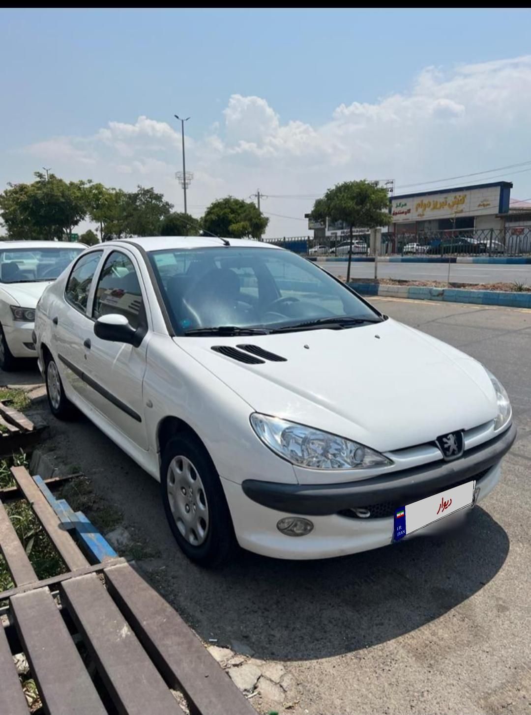 پژو ۲۰۶ صندوق دار v8 - 1399