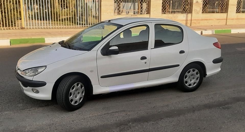 پژو ۲۰۶ صندوق دار v20 - 1390