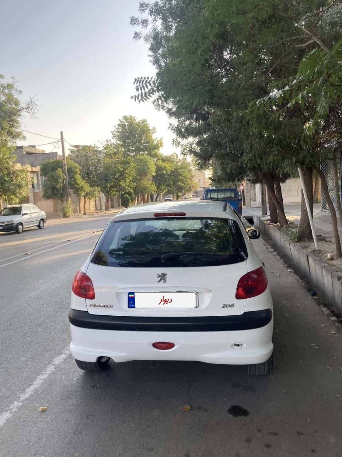 پژو 206 تیپ 5 - 1392