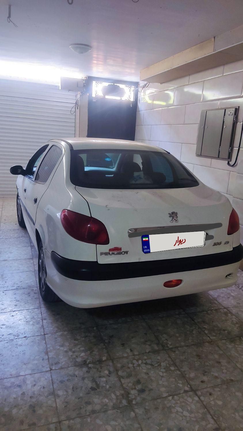پژو ۲۰۶ صندوق دار v8 - 1391