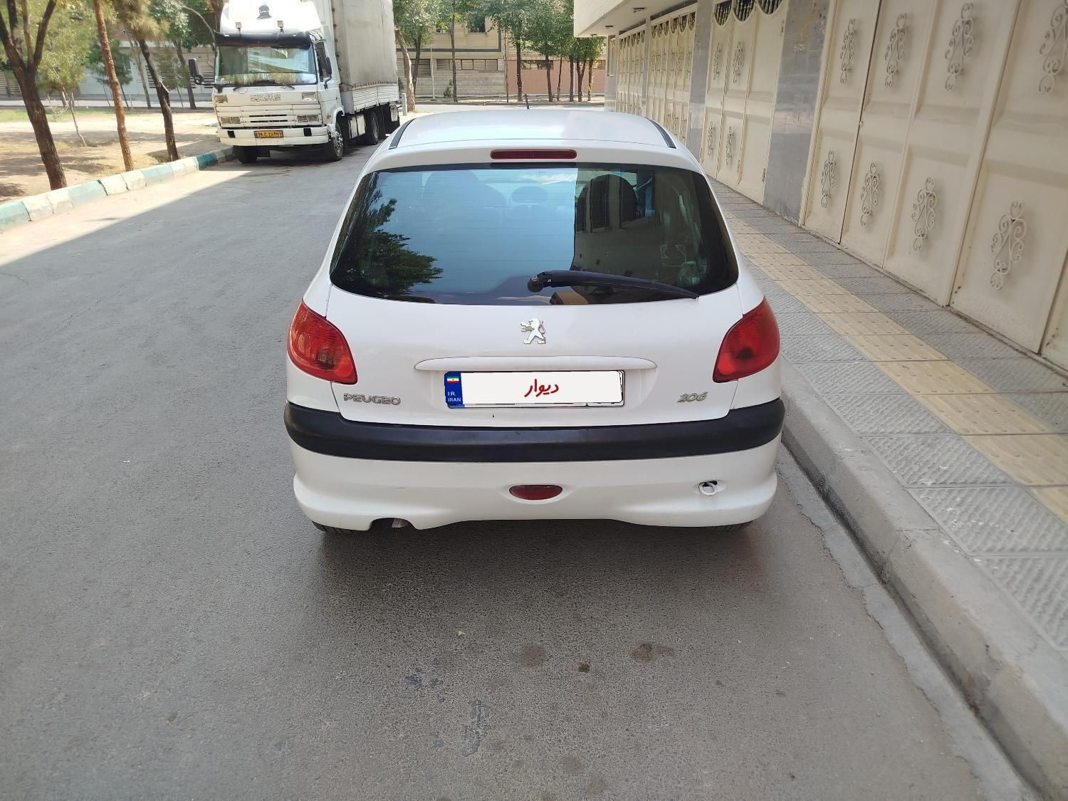 پژو 206 تیپ 2 - 1390