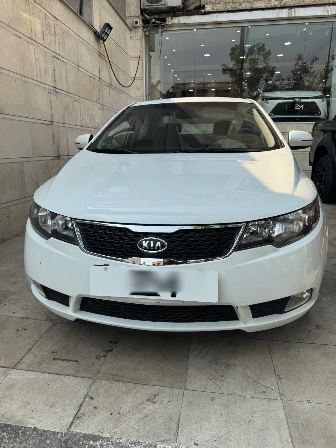 کیا سراتو 2.0 لیتر اتوماتیک GT لاین - 2018