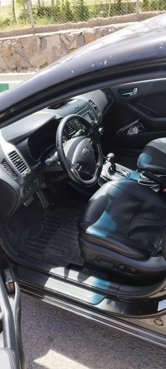 کیا سراتو 2.0 لیتر اتوماتیک GT لاین - 2014