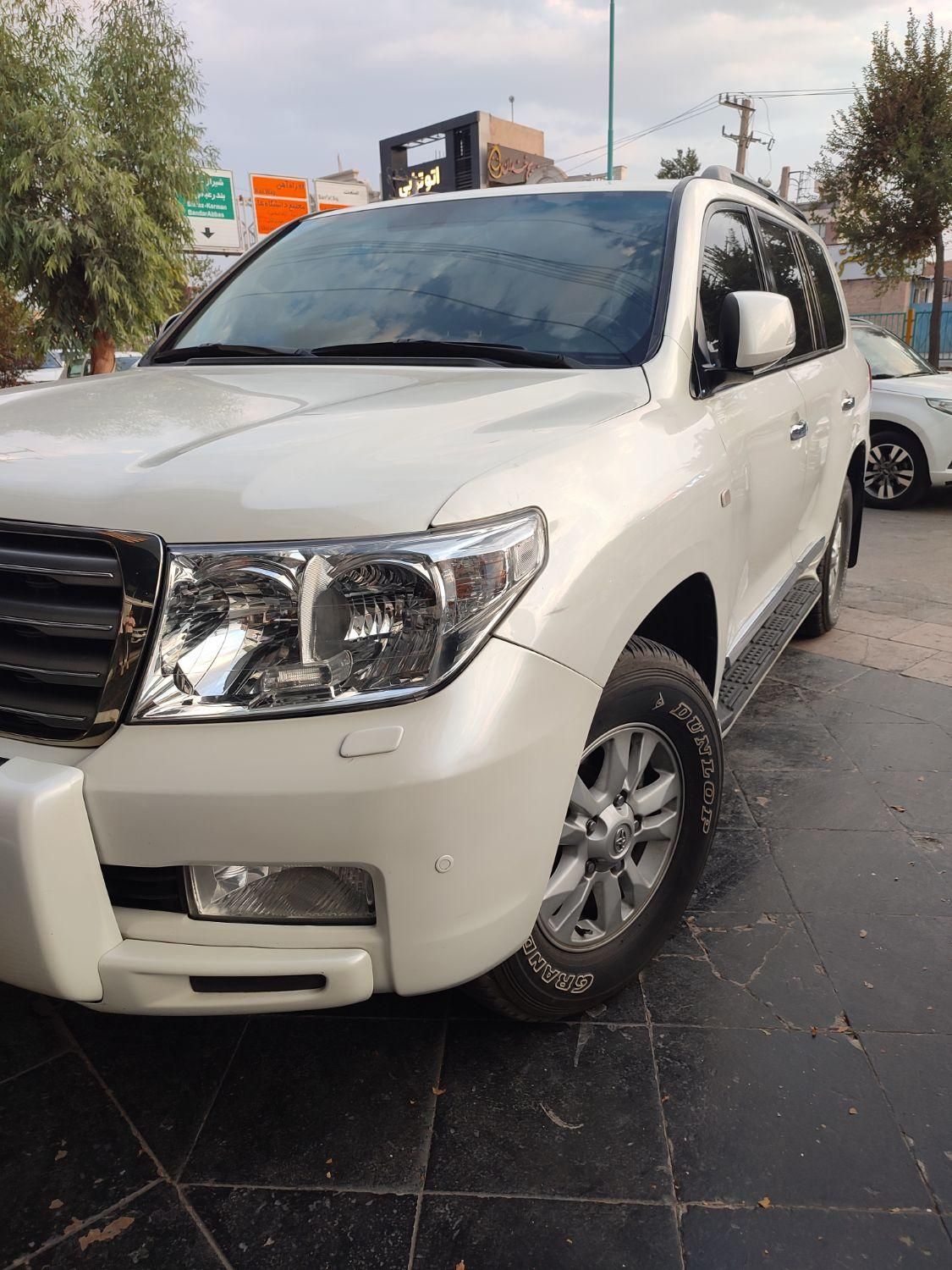 خودرو تویوتا، لندکروز آگهی ann_19690181