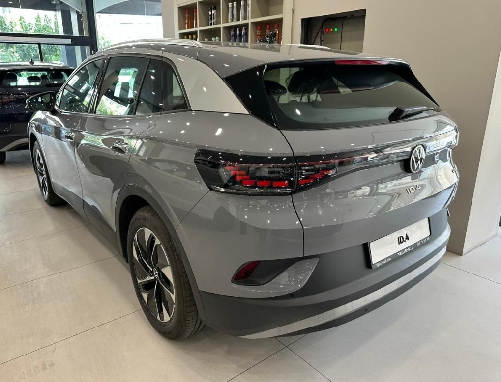 فولکس گلف GTI - 2024