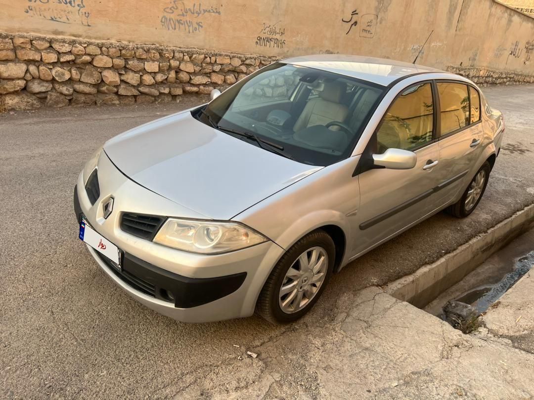 رنو مگان پارس خودرو 2000 - 1388