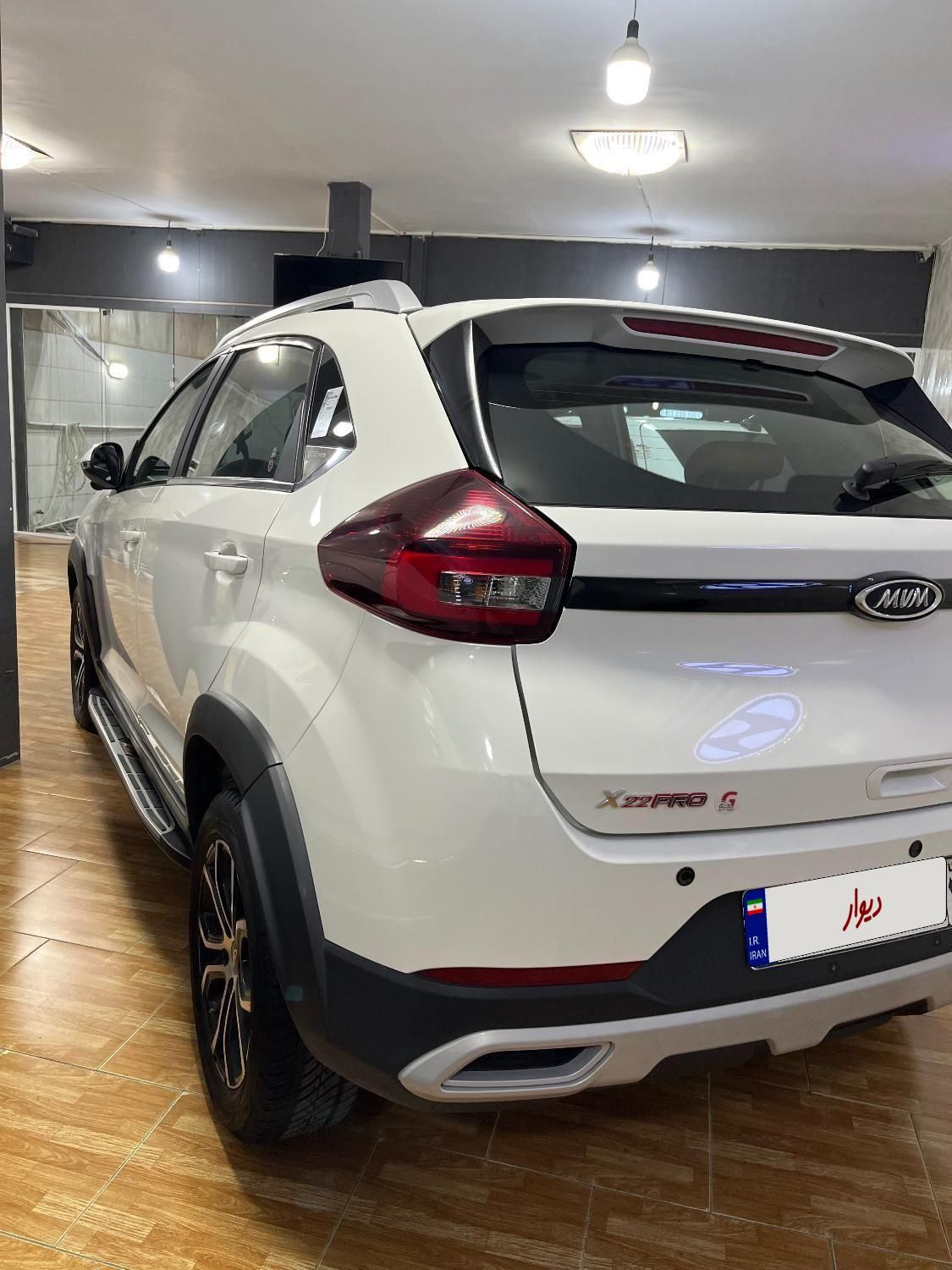 ام وی ام X22 پرو اتوماتیک IE - 1402