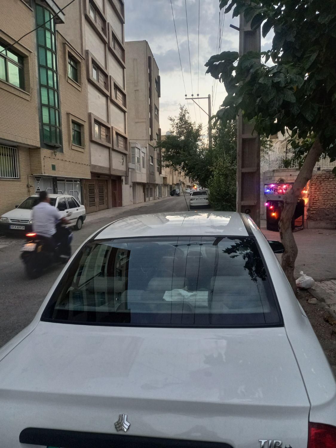تیبا صندوق دار SX - 1399