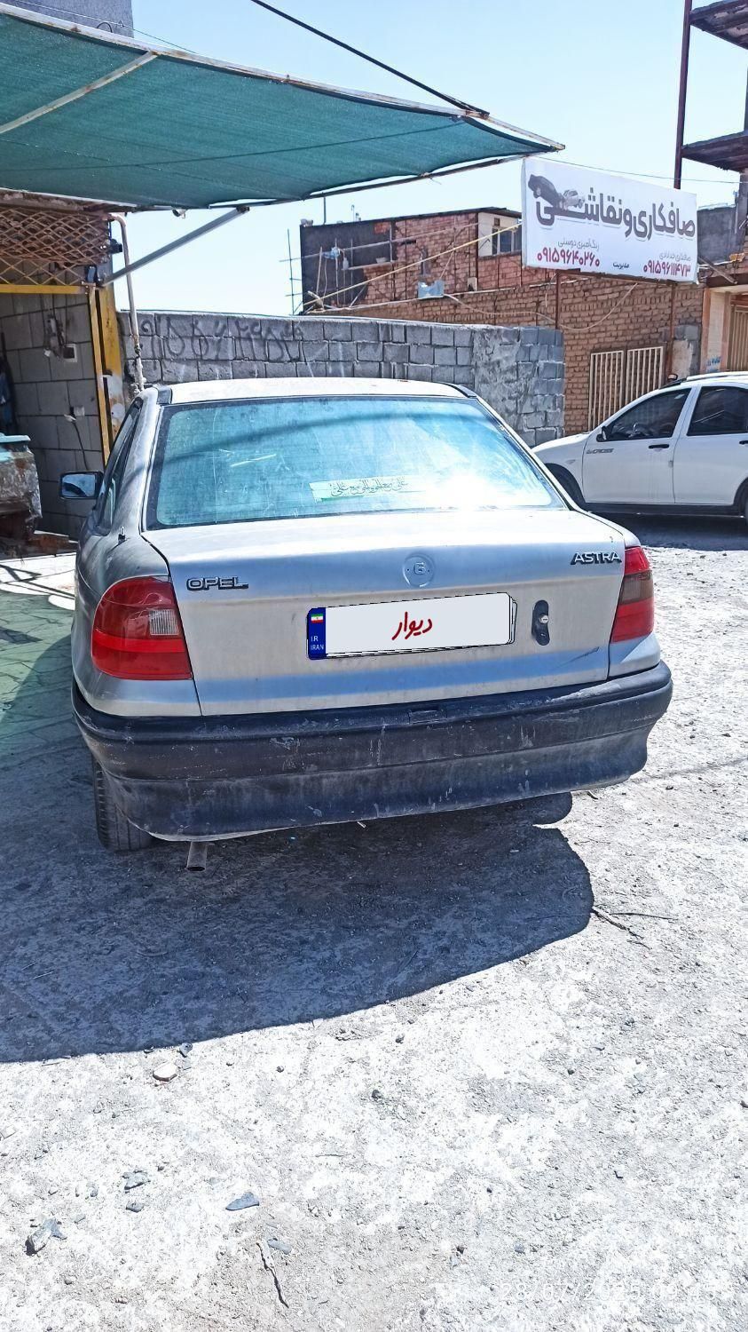 اپل آسترا هاچ بک 1600 شرکتی J - 1996