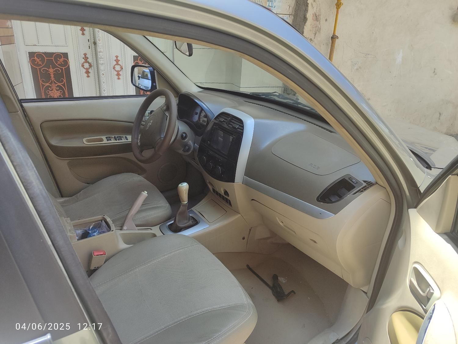 ام وی ام X33 دنده‌ای ساده - 1389