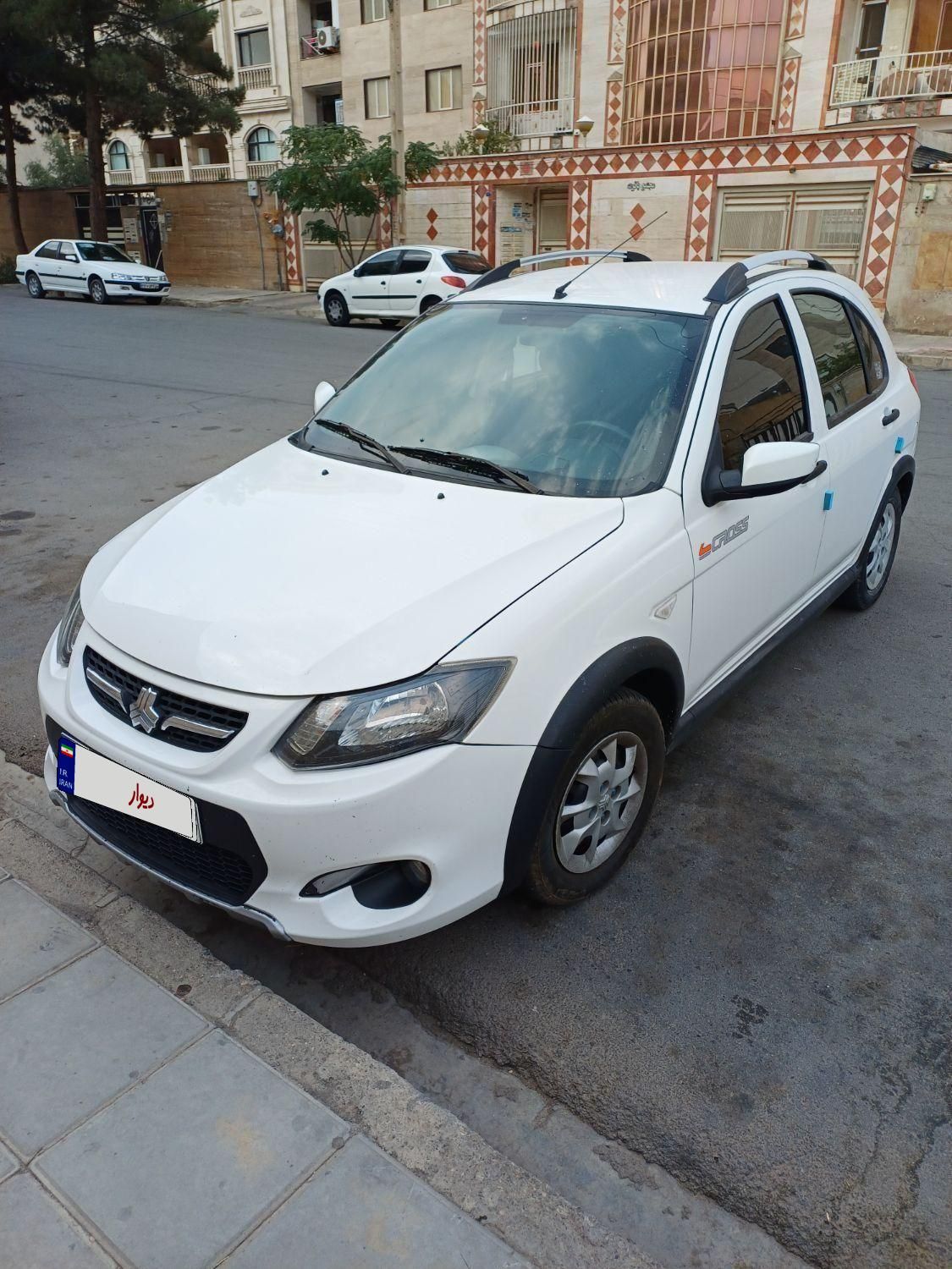 خودرو کوییک، معمولی آگهی ann_19698831